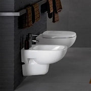 Sanitari sospesi Geberit con copriwc originale avvolgente  Fantasia