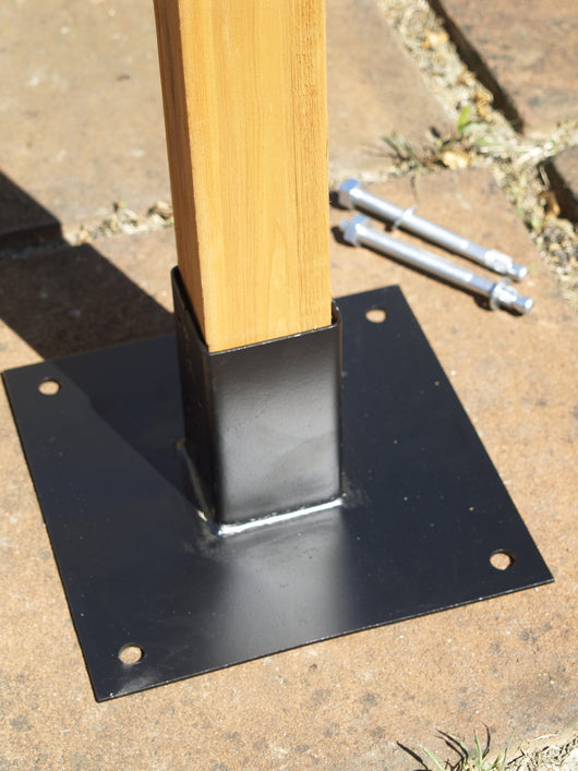 Porta Palo Per Pavimento Nero 6X6X12 H Cm