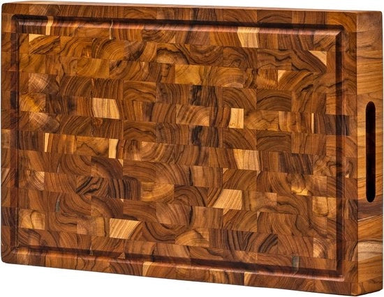 Blocco di taglio in legno di teak [1,5" spesso] Condizionato con cera d'api, olio di lino e olio di limone. 41 x 28 cm.