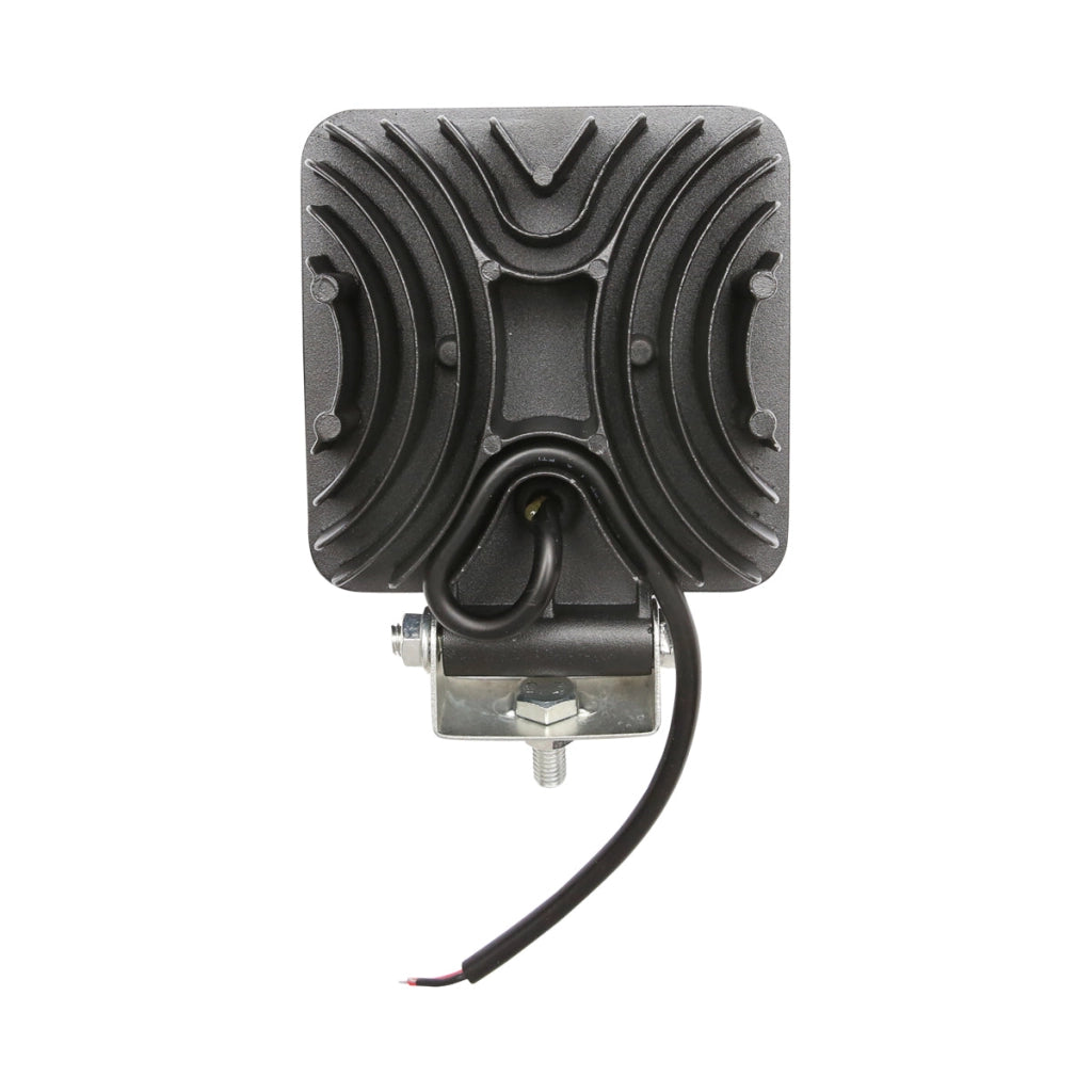 Lampada quadrata con 16 LED, 10-60V, 48W, angolo di radiazione 60°, Breckner Germany.