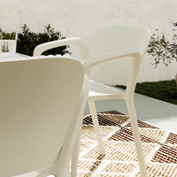 Set 4 Sedie da Giardino Design Moderno 60x56x75 cm Impilabili in PP Bianco