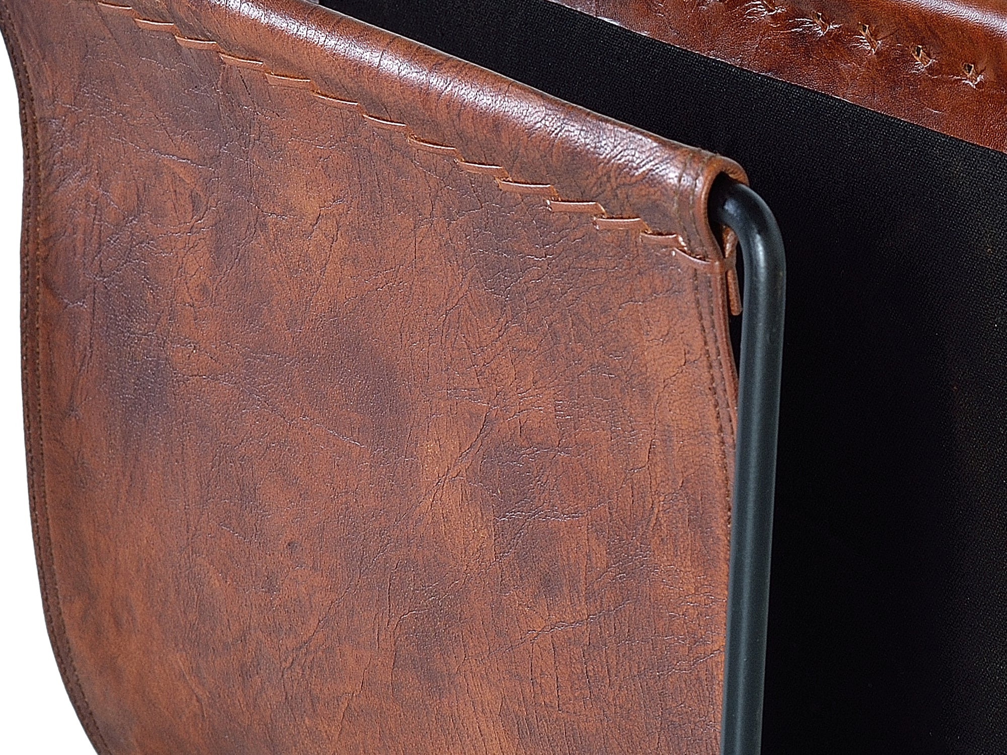 Porta rivistein cuoio e metallo