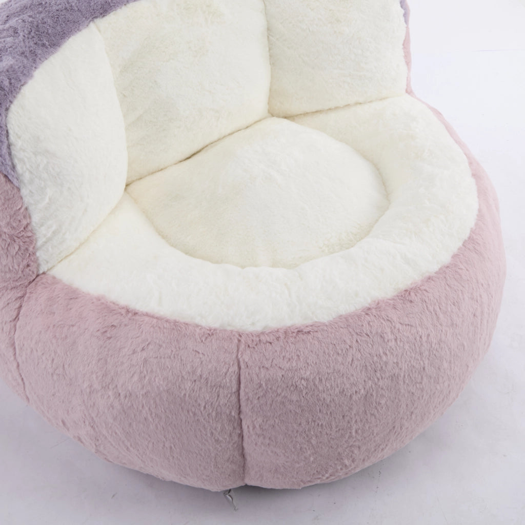 Poltrona pouf con imbottitura in schiuma sminuzzata, maniglia e base antiscivolo, in pelliccia sintetica multicolore