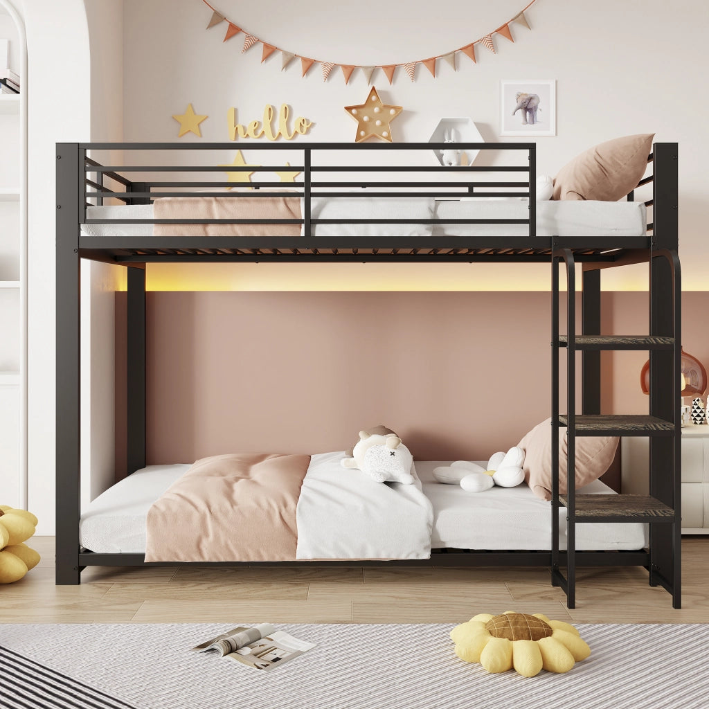 Letto a castello in metallo con scala in legno e scaffale, 90x200 cm, nero