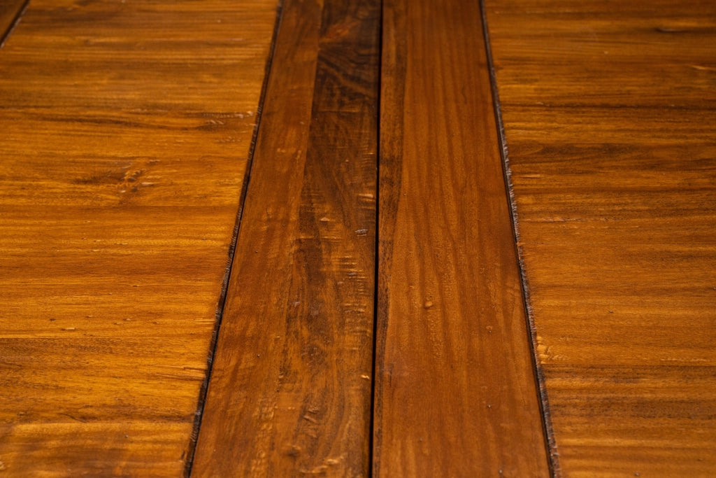 Biscottini Tavolo allungabile Country con struttura bianca anticata piano noce in legno massello di tiglio Made in Italy