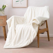 Coperta da divano e letto a strisce 150x200 cm - Piuma per divano e letto in beige