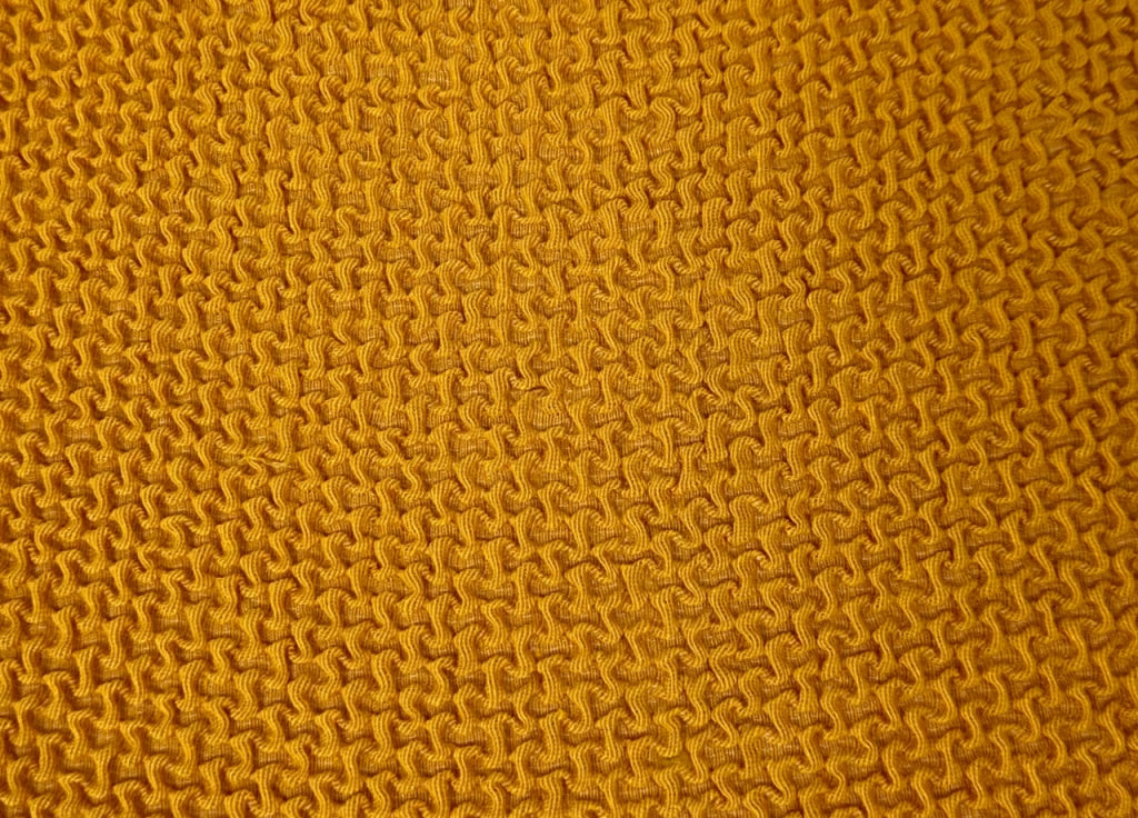 Copridivano Con Penisola Chaise Longue Tinta Unita Oro Mod Capri - Destra - Oro