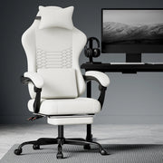 Sedia gaming ergonomica in tessuto bianco con poggiapiedi; braccioli sincronizzati e schienale reclinabile