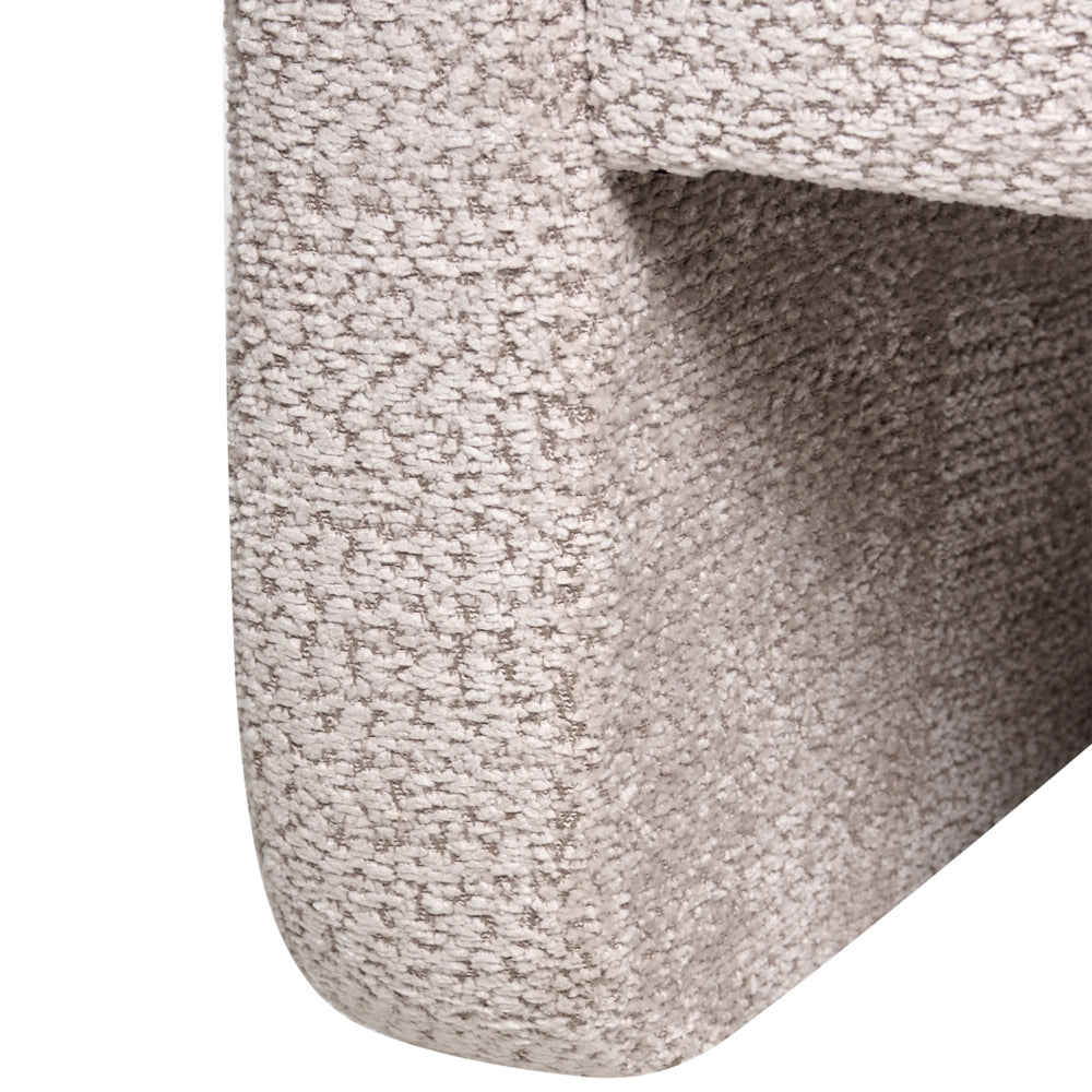 Poltrona Beige Poliestere Ciniglia con Braccioli Seduta Ampia Soggiorno Moderno