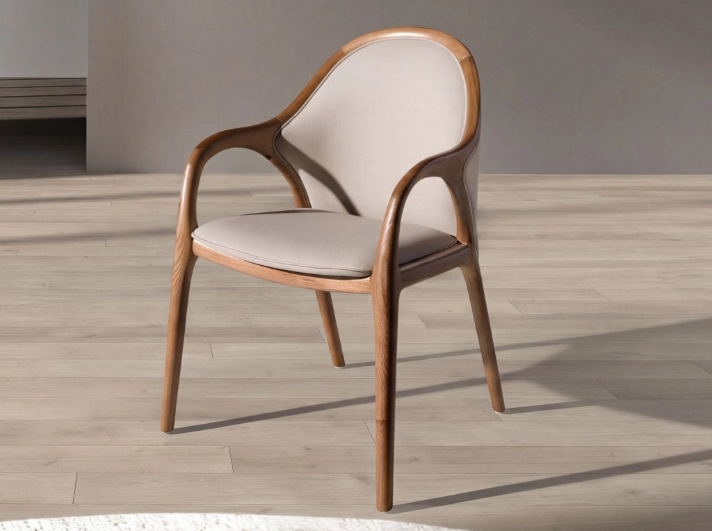 Sedia in similpelle color sabbia