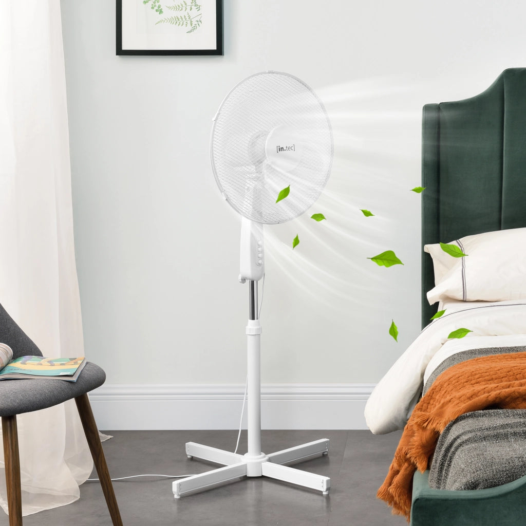 Ventilatore a Piantana con 3 Velocitá Altezza Regolabile max 120 cm Modalitá Oscillazione Motore 50W - Bianco