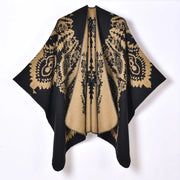 Poncho/scialle da donna caldo e accogliente con jacquard a motivo retr¨°, spesso e diviso.