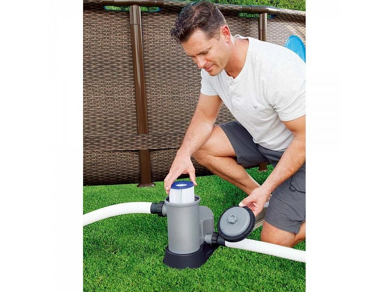 Pompa per piscina Bestway - Flowclear 58389 con portata 5678L/h