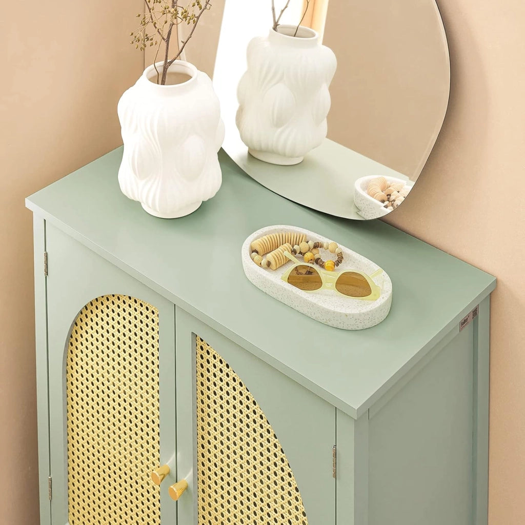 Credenza Cucina Mobile Ingresso Salvaspazio – Mobiletto con Ante a Traliccio e Ripiani Regolabili – Stile Moderno per Soggiorno o Ingresso – Verde, 70x34x90cm, 50kg, FSB72-GR