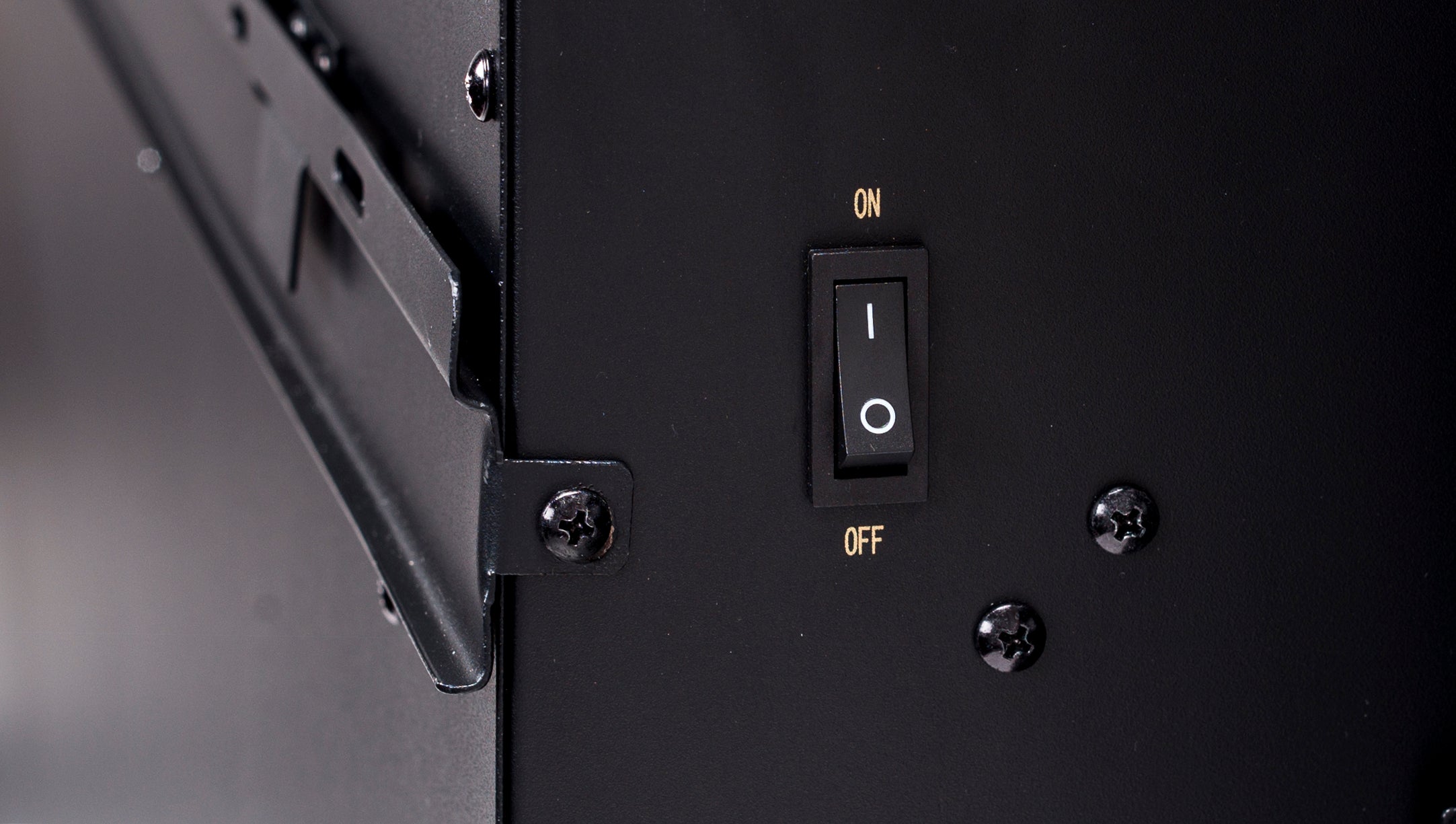 Camino Elettrico da Parete 55x128x14 cm Effetto Fiamma 1500W Madrid Led Bianco