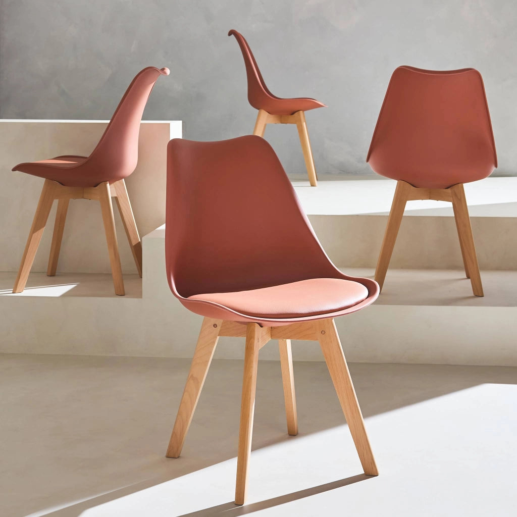 Set 4 sedie scandinave imbottite con gambe in legno , terracotta
