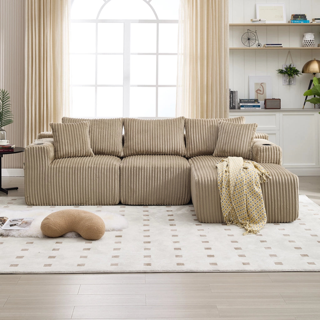 Canapé modulare con chaise longue e 2 posti con tasche laterali portabicchieri e 5 cuscini in velluto khaki