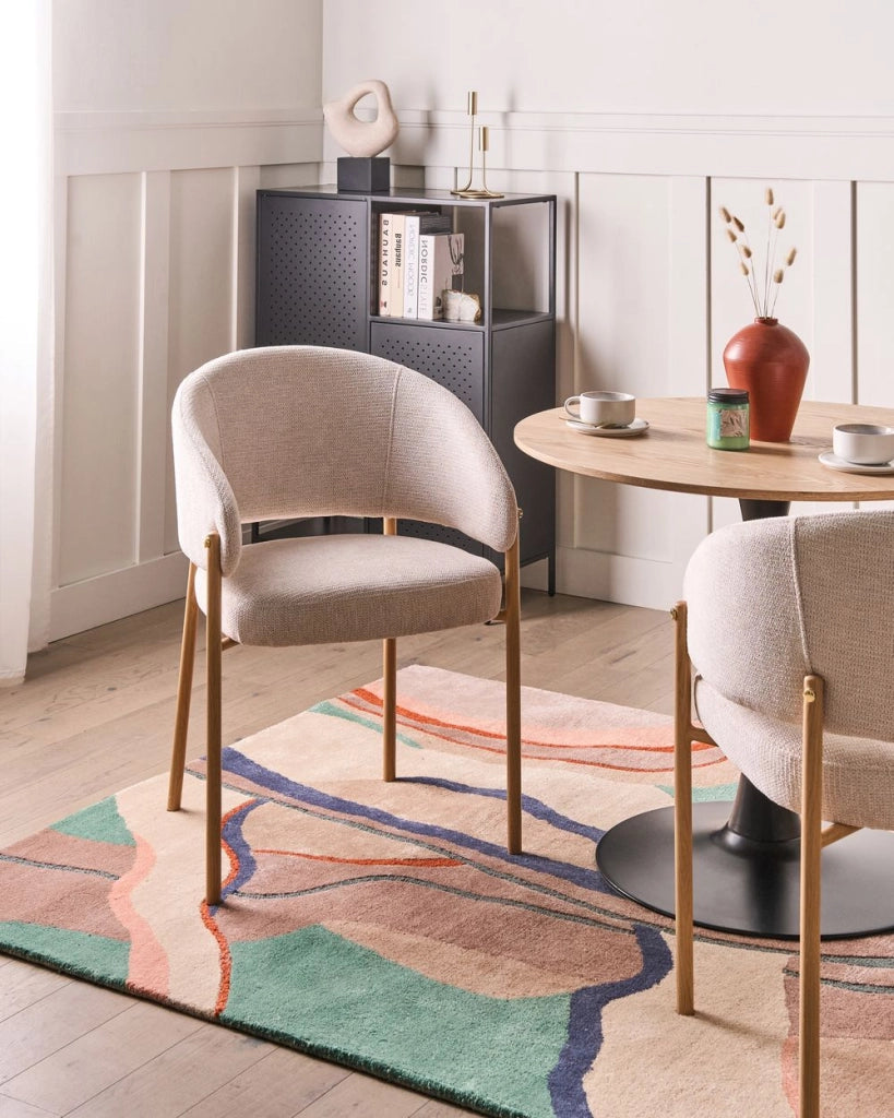 Set di 2 sedie da pranzo Rivestimento in tessuto beige chiaro Gambe in metallo curve Base Sala da pranzo