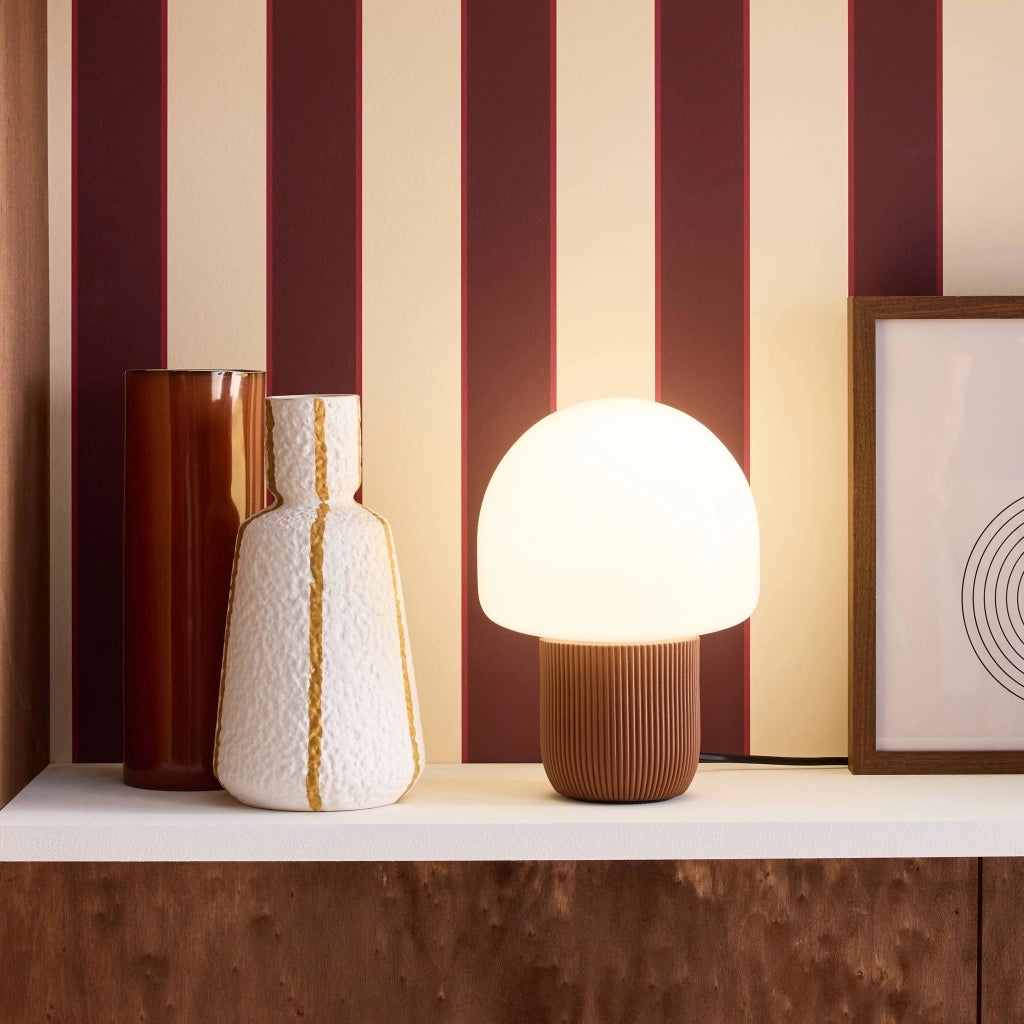 Lampada da tavolo da interno in resina e pvc, ø18cm, marrone