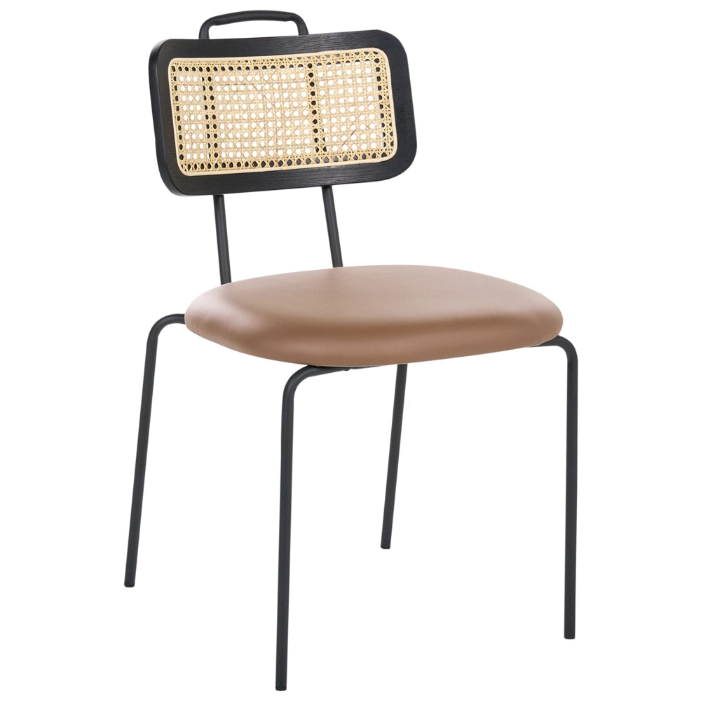 Set di 2 sedie da pranzo con seduta in ecopelle marrone, schienale in rattan PE, gambe in ferro, senza braccioli, cappucci protettivi, design boho moderno