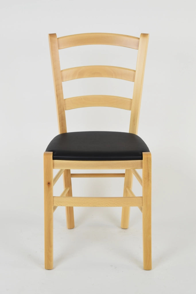 Sedia Venice Tommychairs, struttura in faggio verniciata in color naturale e seduta rivestita in finta pelle nera