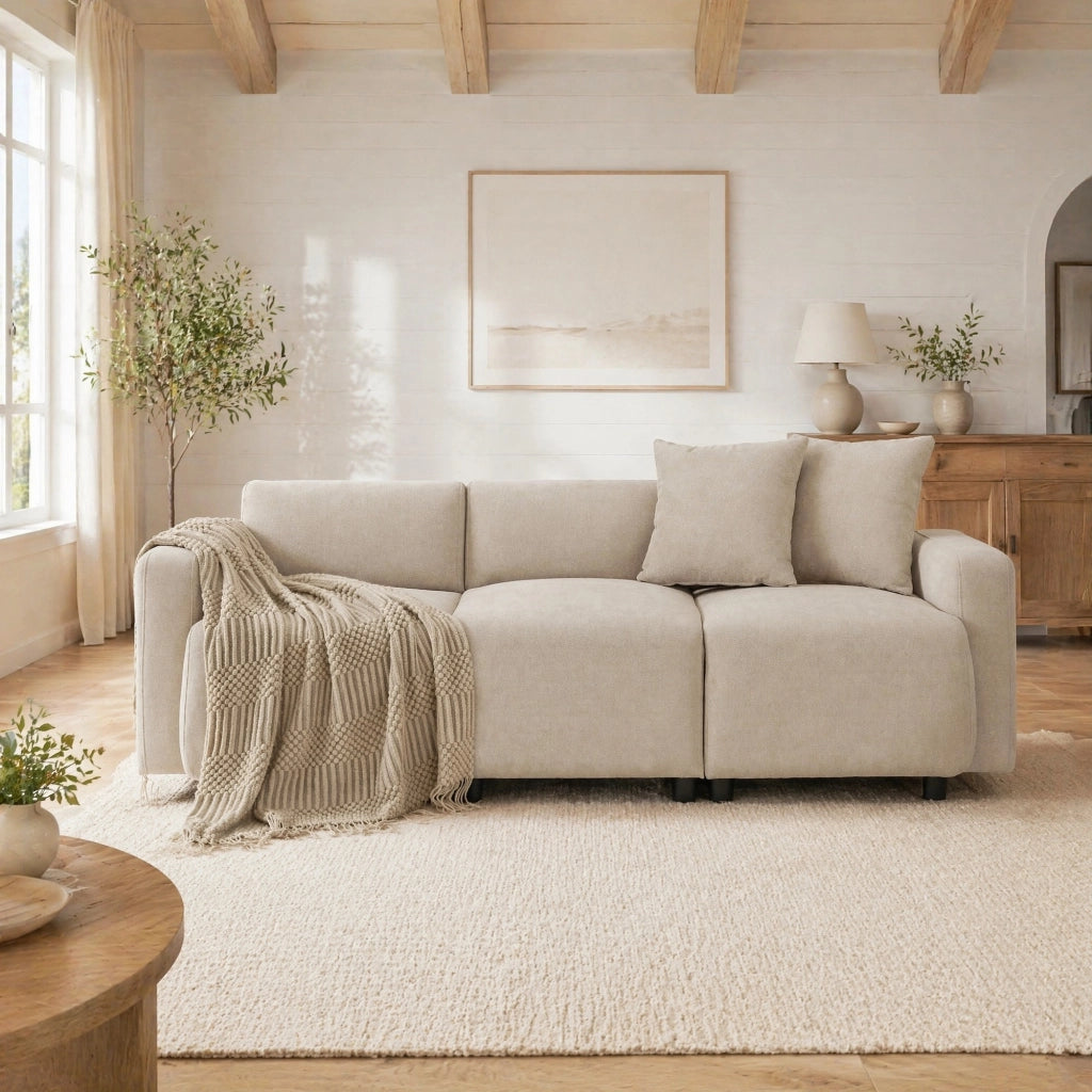 Divano Lineare 3 Posti con Schienale Alto e 2 Cuscini, Braccioli Arrotondati, in Ciniglia Beige