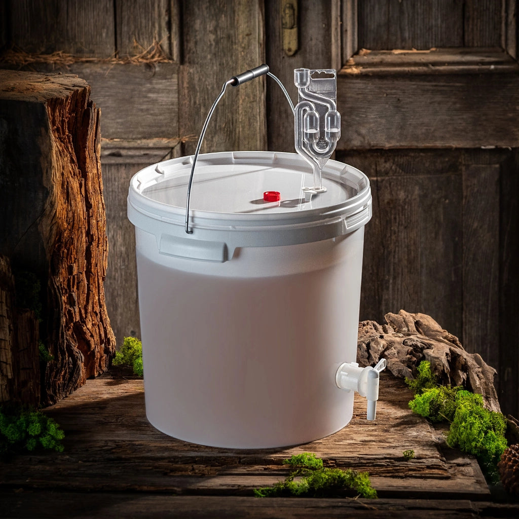Set di contenitori per fermentazione KADAX da 20 litri per vino e liquori, completo di rubinetto, tubo e tappo.