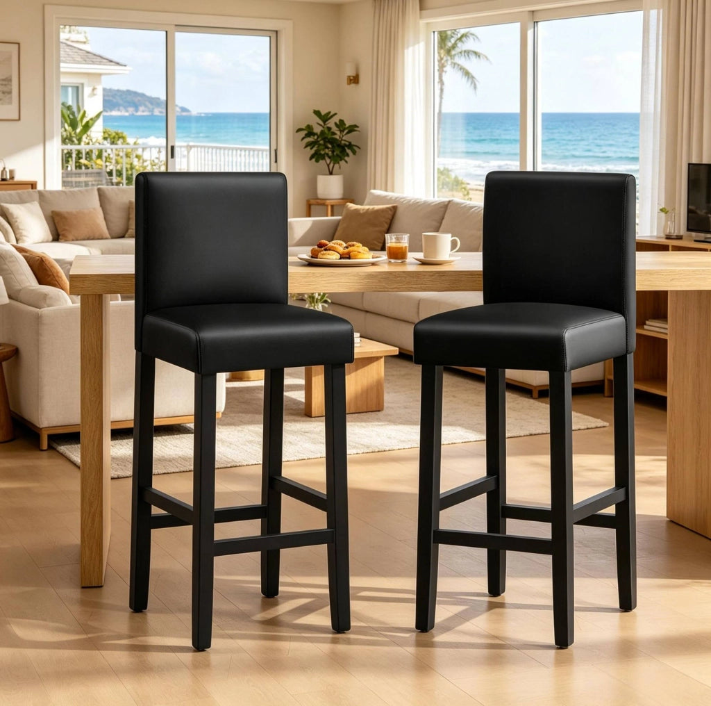 Set di 2 sgabelli da bar neri con schienale, ecopelle e gambe in legno