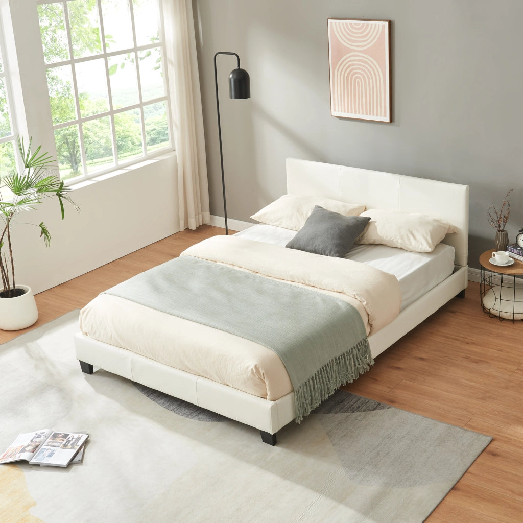 Letto Francese a Testiera Alta 140x200 cm Rivestimento in Similpelle Bianco Corium