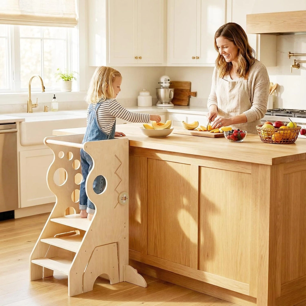Torretta Montessoriana 2 in 1 in Legno, Torre di Apprendimento con Barre di Sicurezza Rimovibili e Sgabello a 2 Gradini, Set Versatile con Giochi Sensoriali per Bambini 3+ Anni