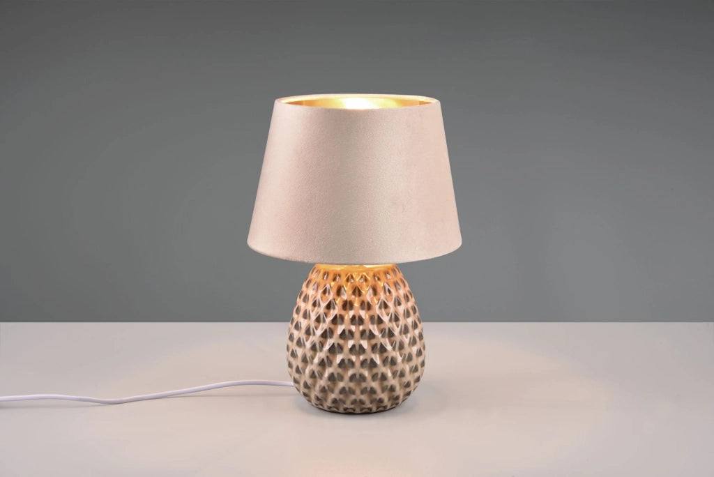 ARIANA LAMPADA DA TAVOLO CERAMICA CON PARALUME EFFETTO VELLUTO SABBIA H. 35CM 1 LUCE ATTACCO E27