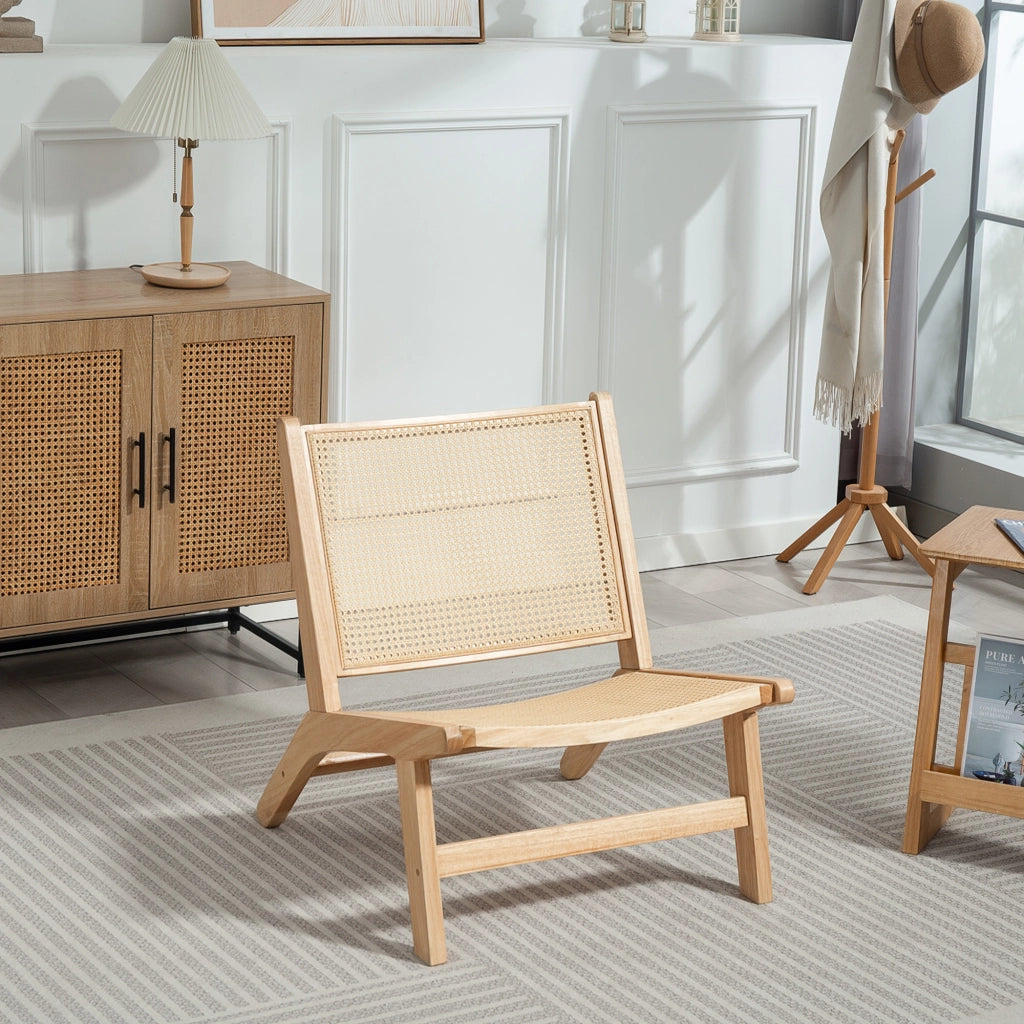 Poltrona in legno e rattan ¨C Xylo ¨C telaio naturale, seduta larga 64x70x74 cm