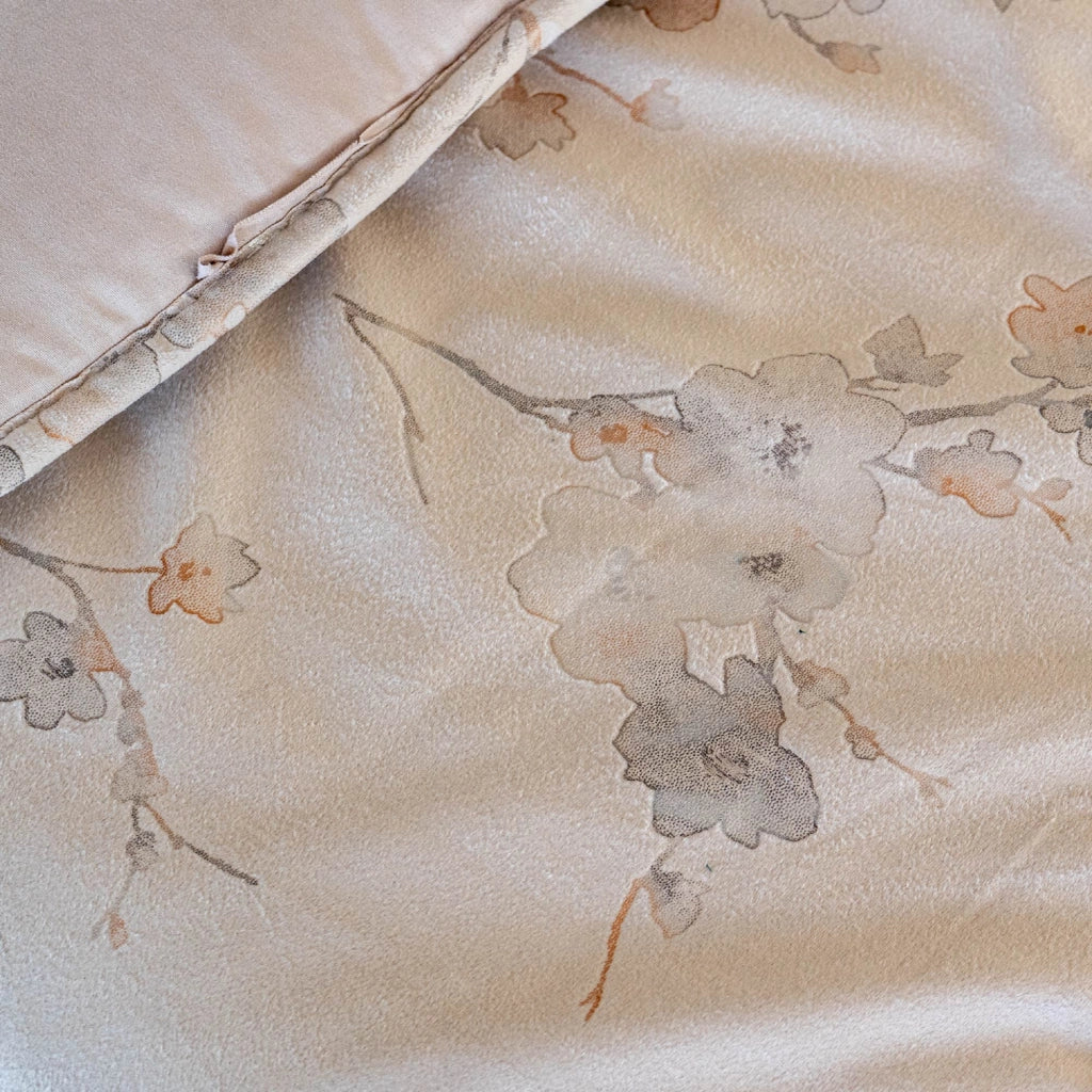 Trapunta Invernale Matrimoniale in Velluto con Stampa Digitale – Piumone Due Piazze Elegante e Morbido 500gr – Piumino Caldo Made in Italy per Inverno Fiorepescobeige - Matrimoniale