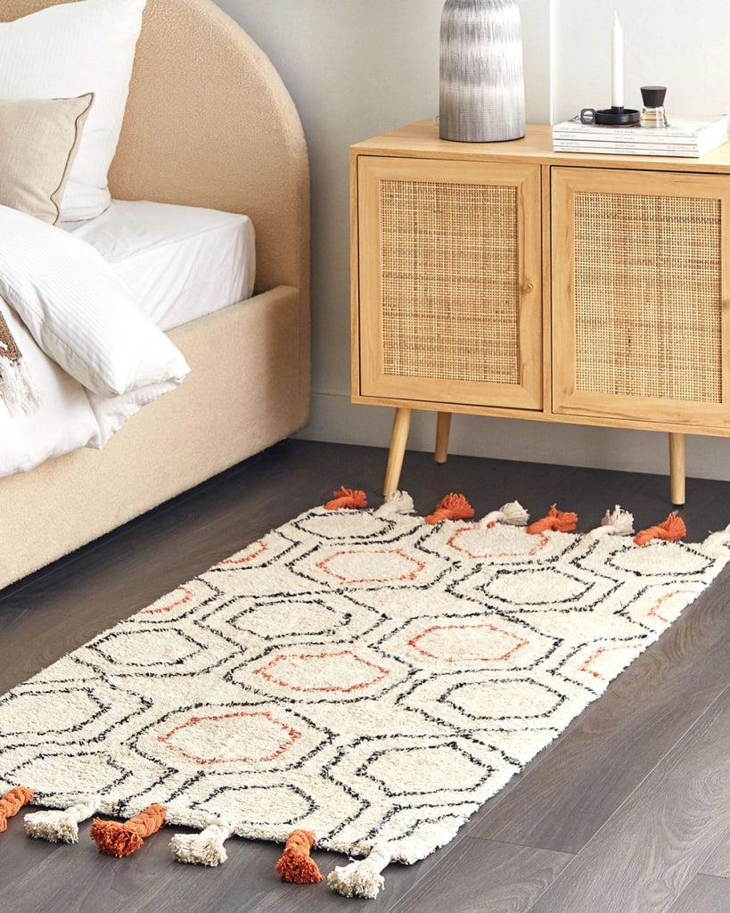 Tappeto in cotone beige e arancione 80 x 150 cm con frange e motivo geometrico camera da letto soggiorno stile boho