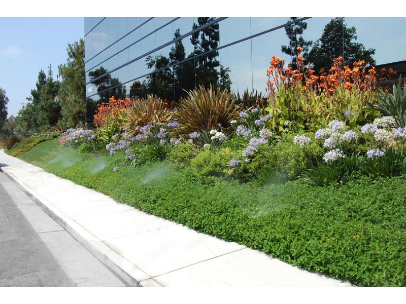 Testina regolabile Hunter PRO-8A adatta ad impianti residenziali e commerciali