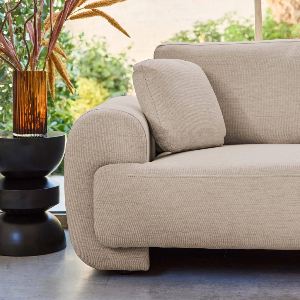 Divano angolare destro in tessuto con piedi tondi, 3 posti, beige