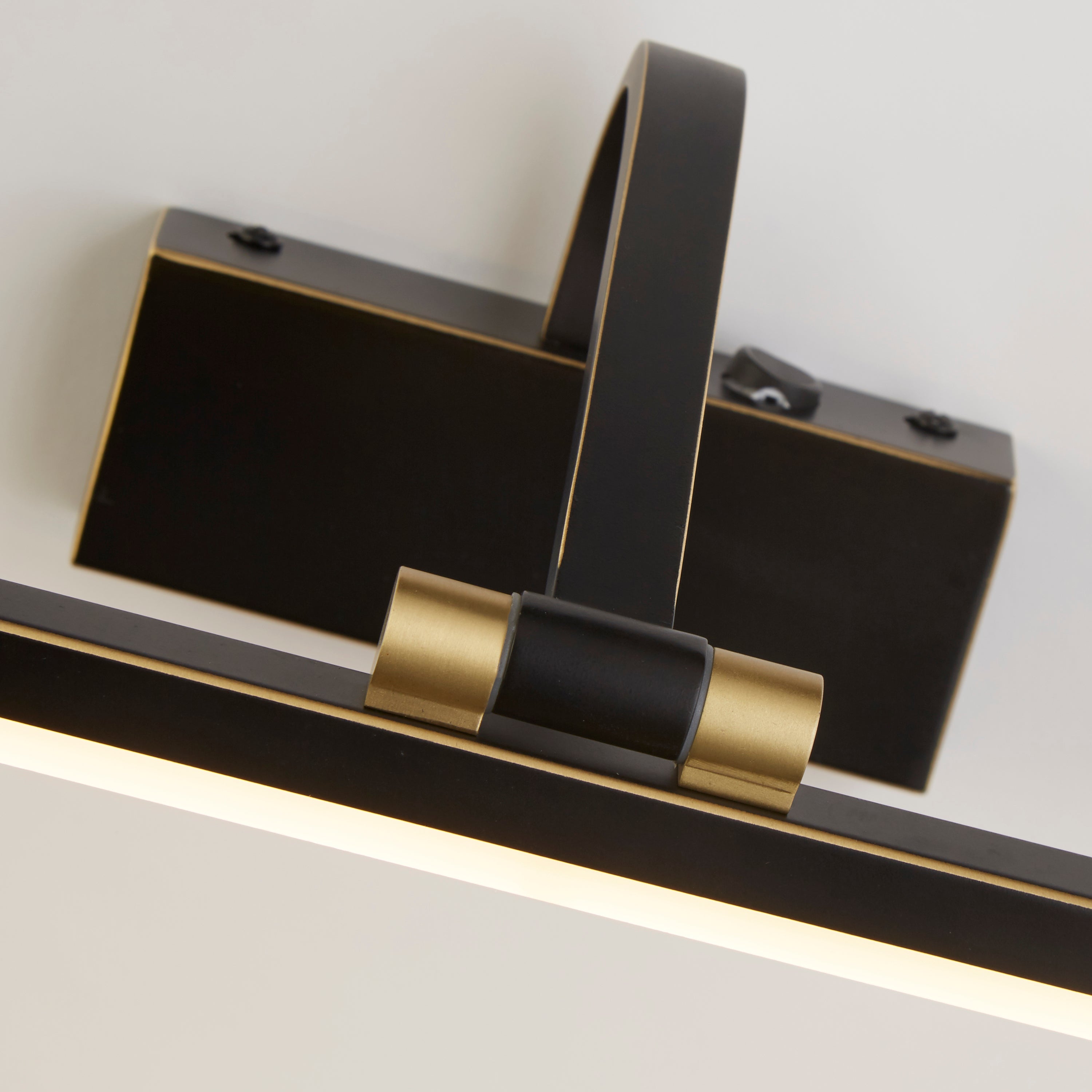 Applique Moderna Bilbao Acciaio Nero Policarbonato Oro Led 14W 3000K