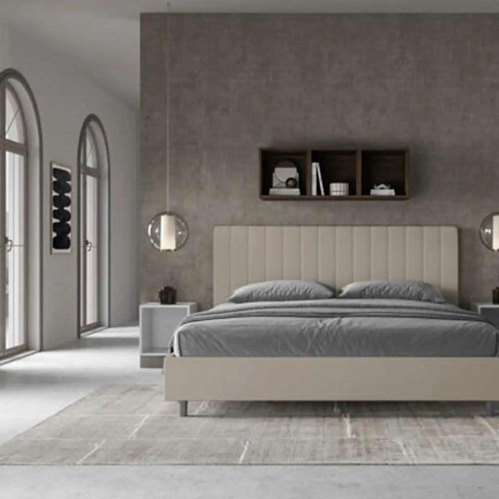 Letto matrimoniale king size contenitore imbottito 200x200 similpelle tortora Agueda
