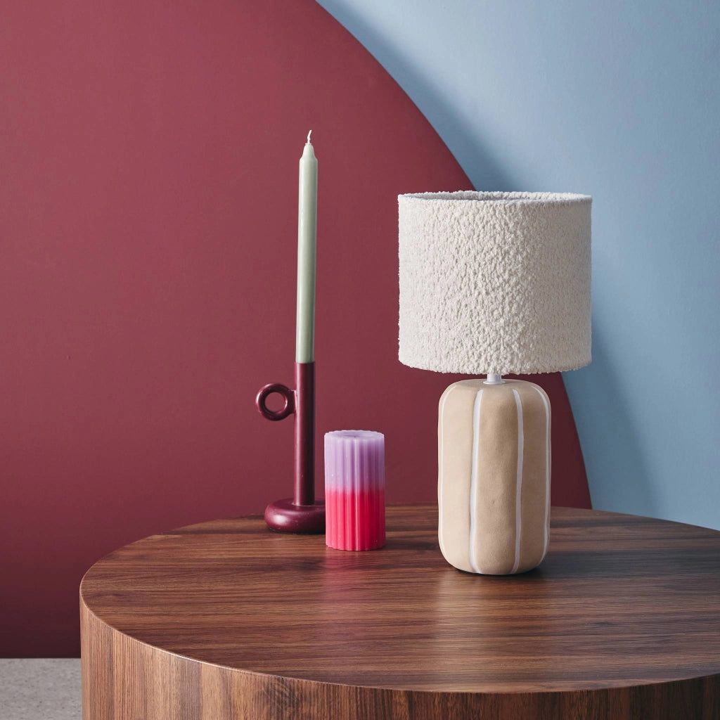 Lampada da tavolo interna in ceramica con paralume bouclé, 41cm, beige