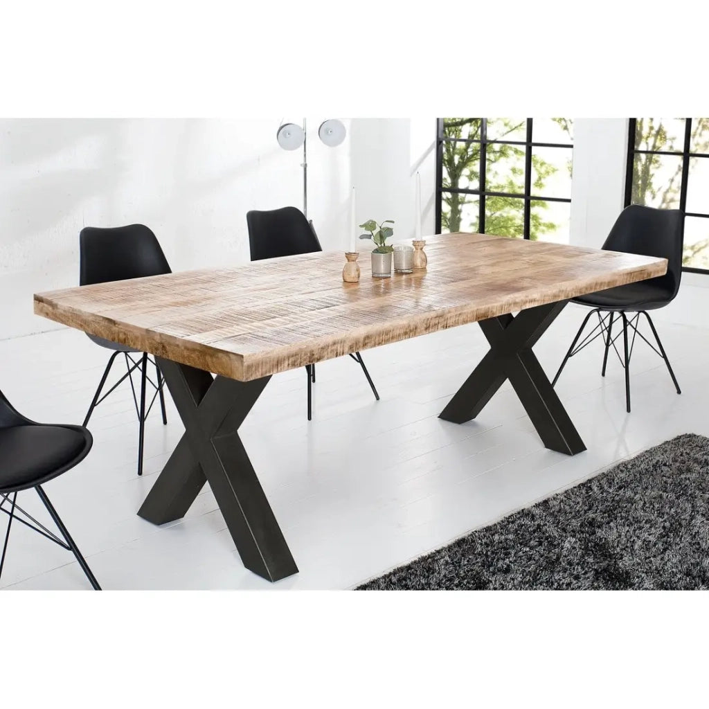 Tavolo da pranzo LODEN – Legno massiccio di mango verniciato – 200 cm – Stile industriale