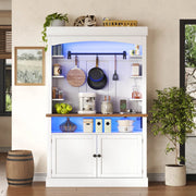 Credenza ad arco 106x43x183 cm con illuminazione LED RGB e presa integrata in MDF bianco