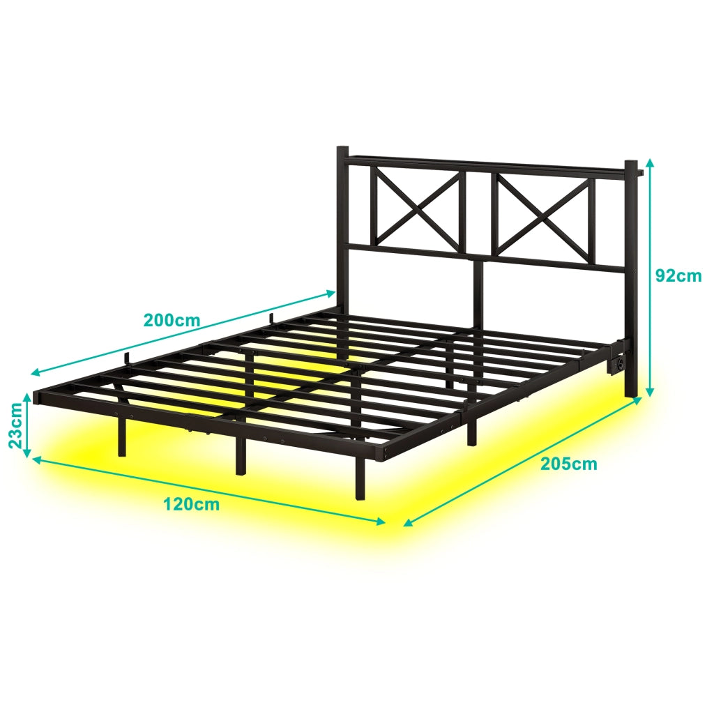 Letto matrimoniale 120 × 200 cm con illuminazione LED, stazione di ricarica et ripiano testiera, senza materasso, in metallo nero