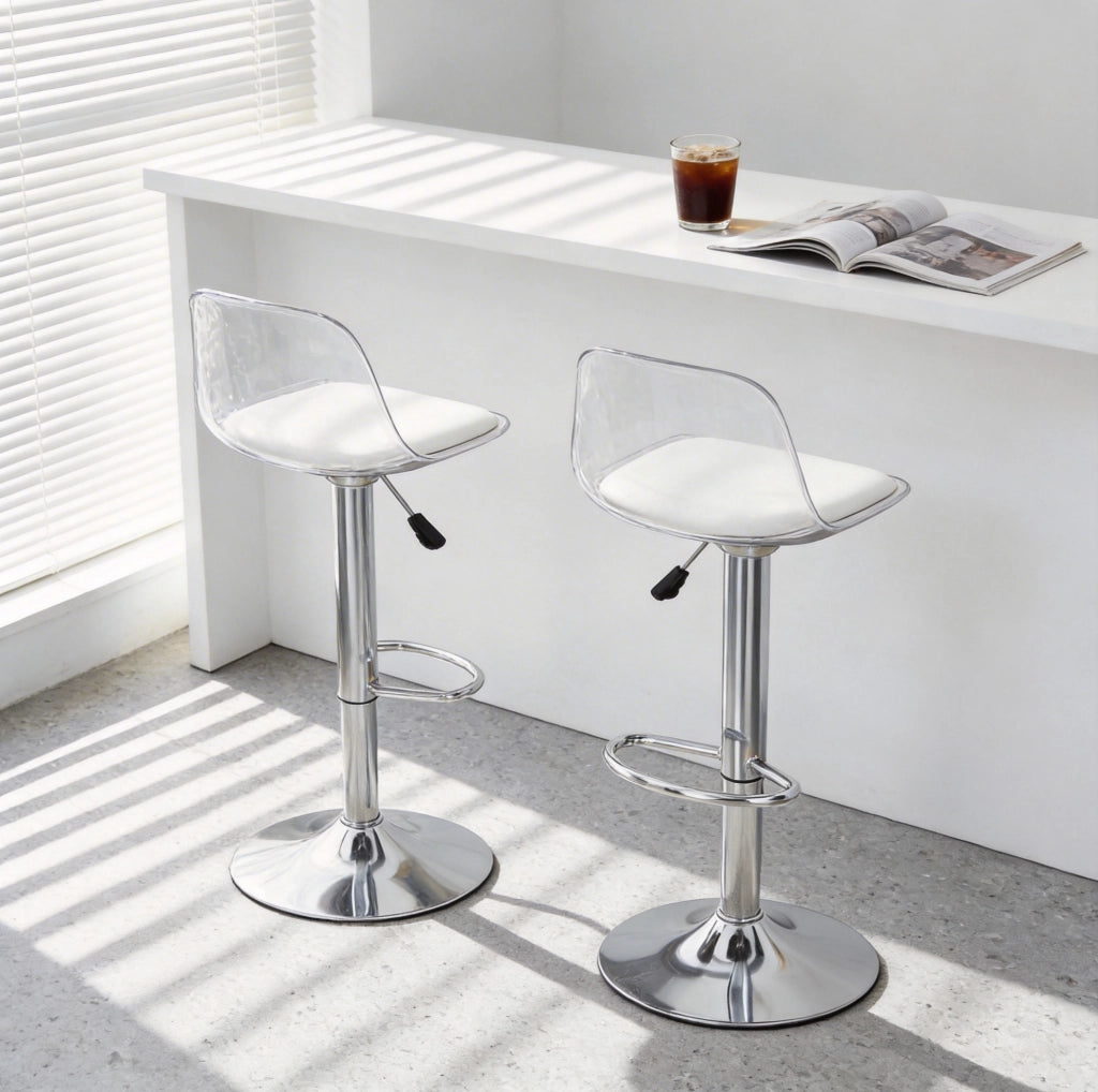 Set di 2 sgabelli da bar girevoli; regolabili in altezza; in metallo e plastica; bianco e argento