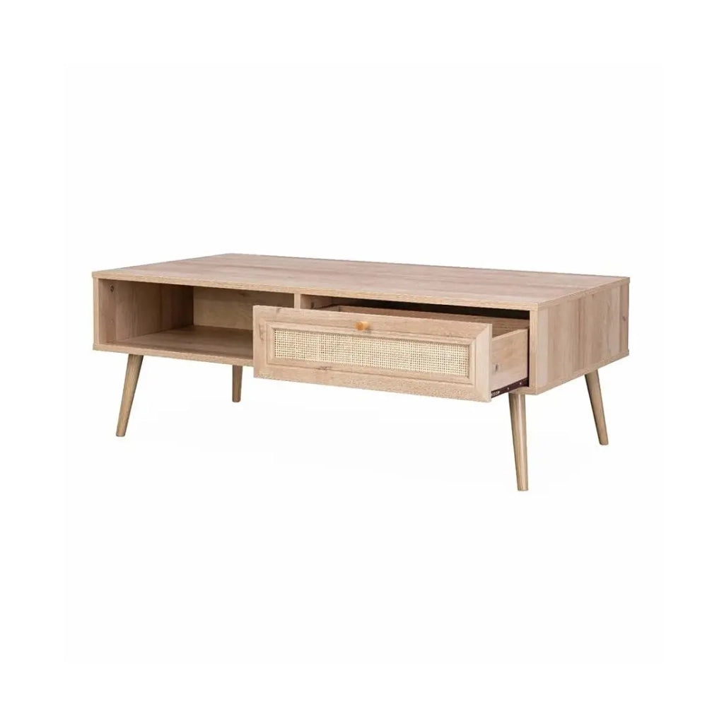 Tavolino basso ALTA in rovere chiaro - Design scandinavo e pratico vano portaoggetti