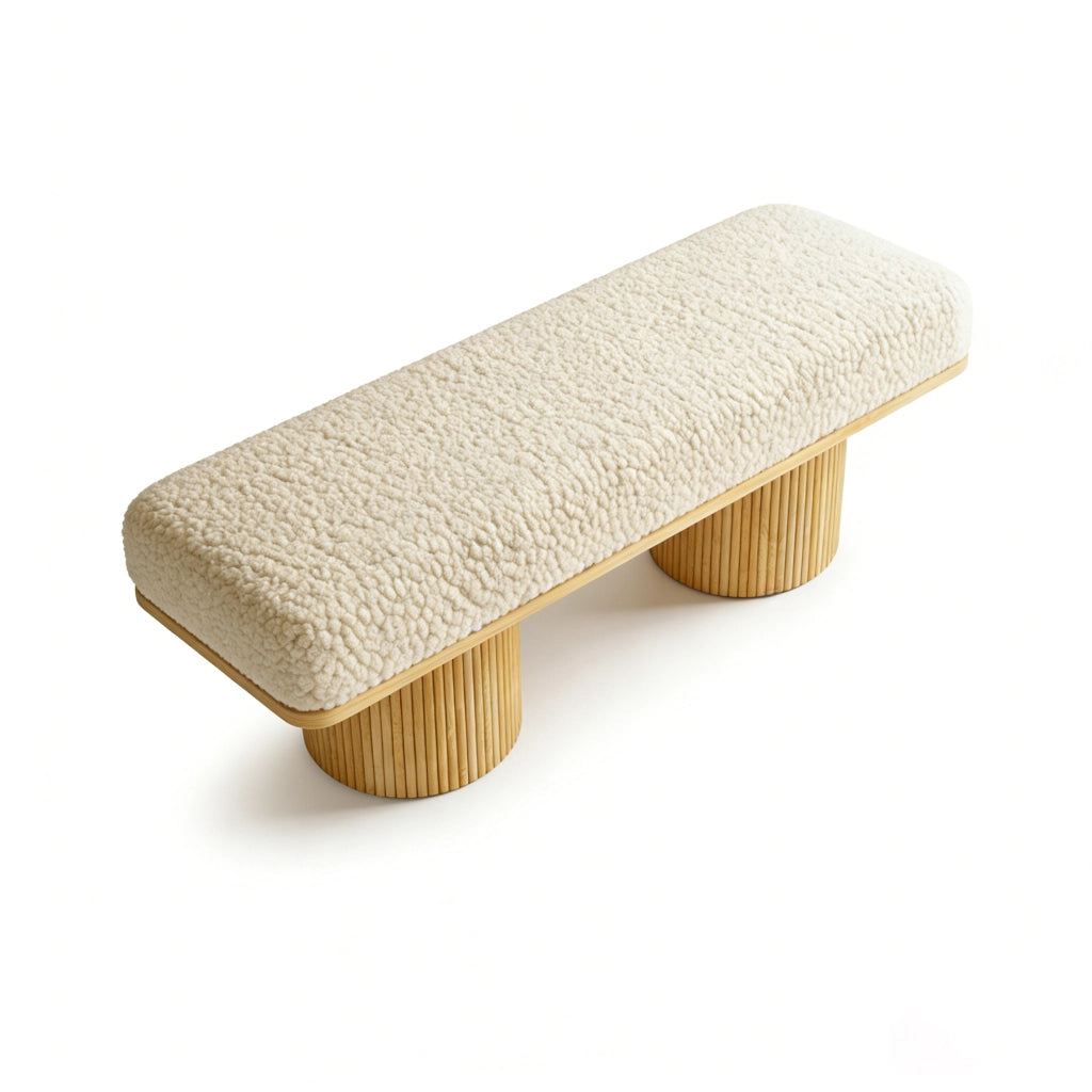 Panca con rivestimento teddy e base in legno massello per ingresso e camera in teddy naturale