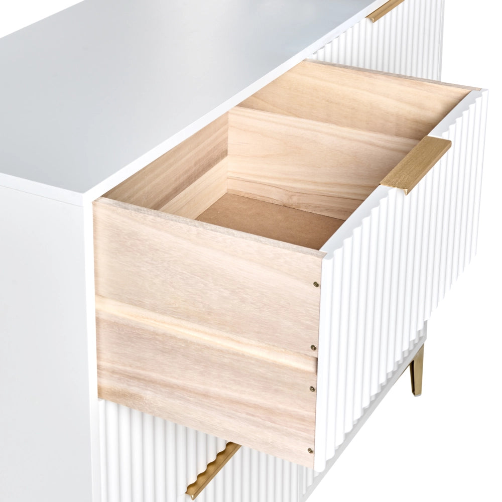 Cassettiera bianco MDF 6 Cassetti Gambe in Metallo Maniglie Fronti Scanalati Design Moderno Camera da Letto Soggiorno