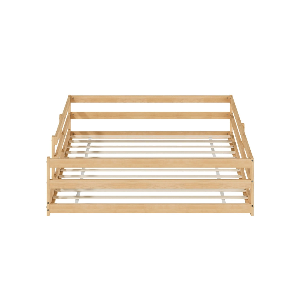 Letto Montessori per bambini in legno massello naturale 140x200 cm con sponde di protezione e rete a doghe