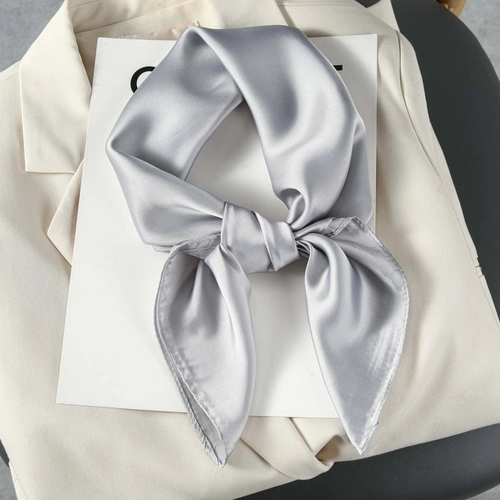 Nuova sciarpa da donna in seta stampata, stile coreano, sciarpa decorativa alla moda e versatile.