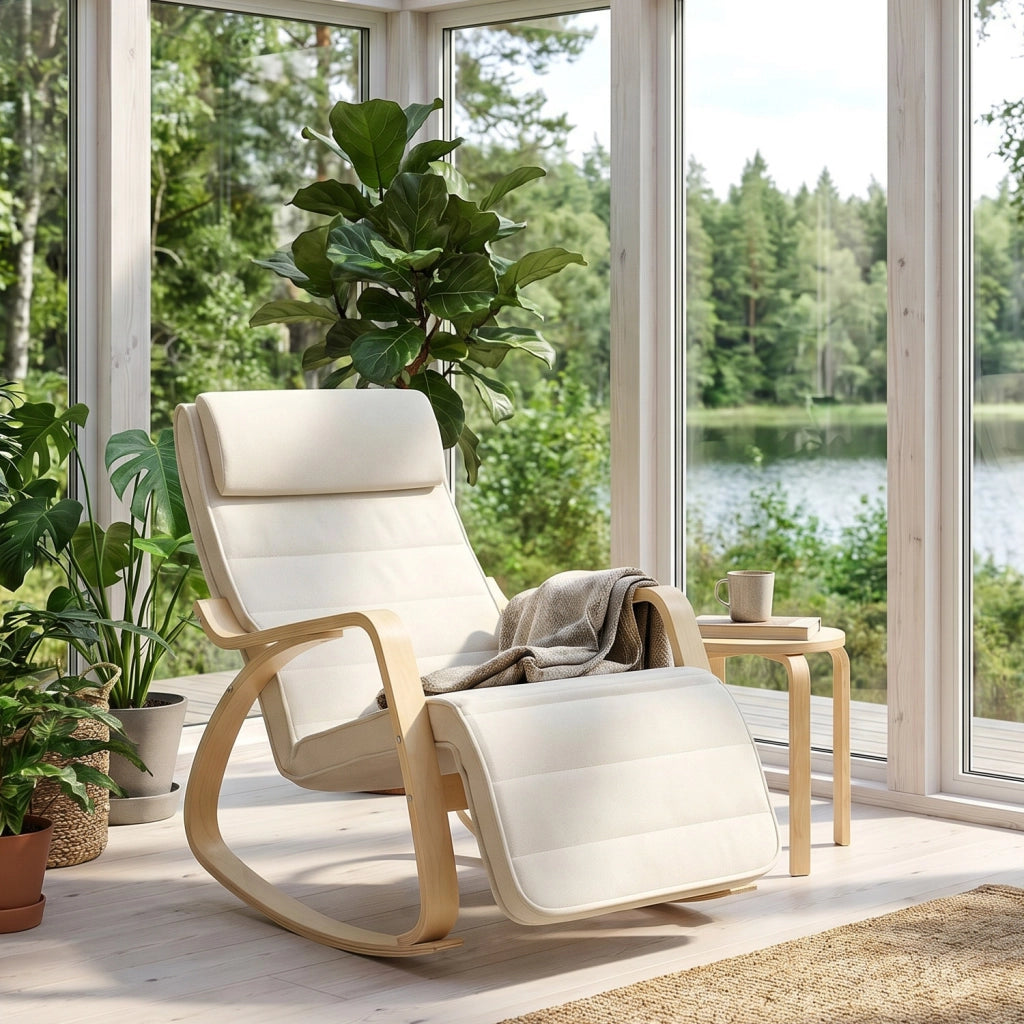 Poltrona A Dondolo Reclinabile In Legno E Acciaio Con Poggiapiedi Regolabile 5 Posizioni Seduta Imbottita 121.5 x 55 x 84 Cm Beige
