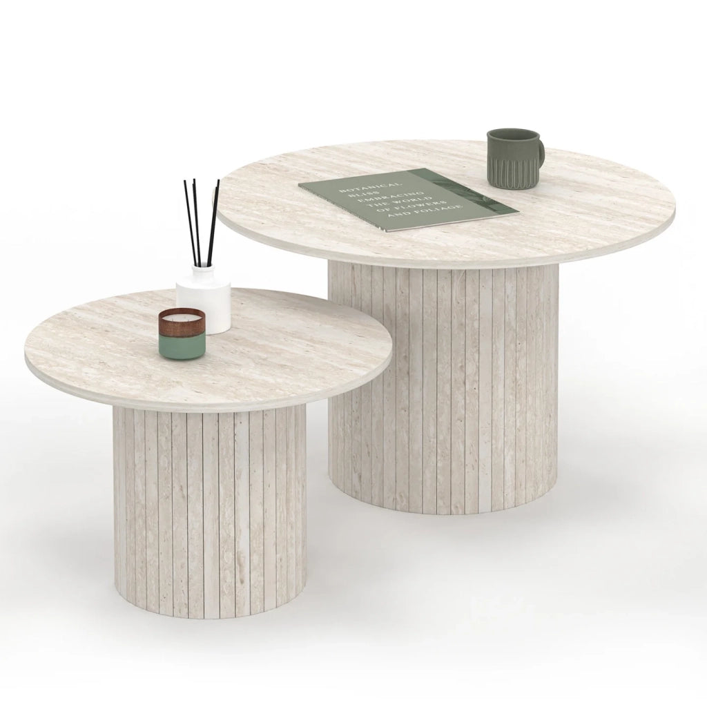 IDMarket - Set di 2 tavolini tondi JULIETTE 50/70 con effetto doghe in travertino